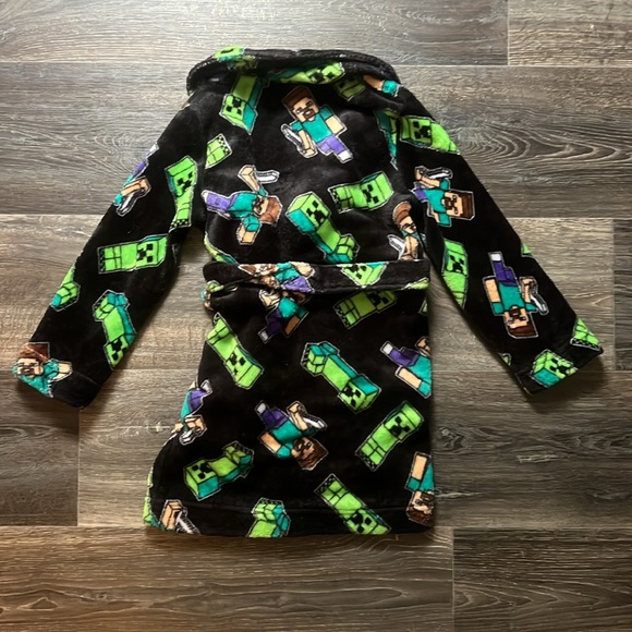 Minecraft robe - Picture 5 of 7